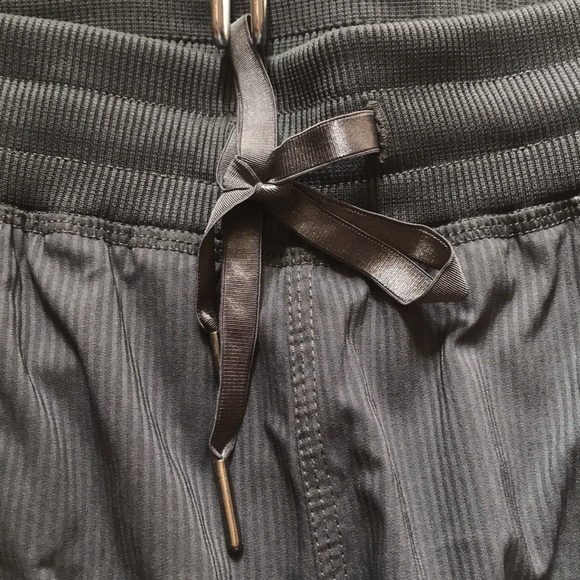 Kyodan cropped ruched pants  S - Picture 2 of 5